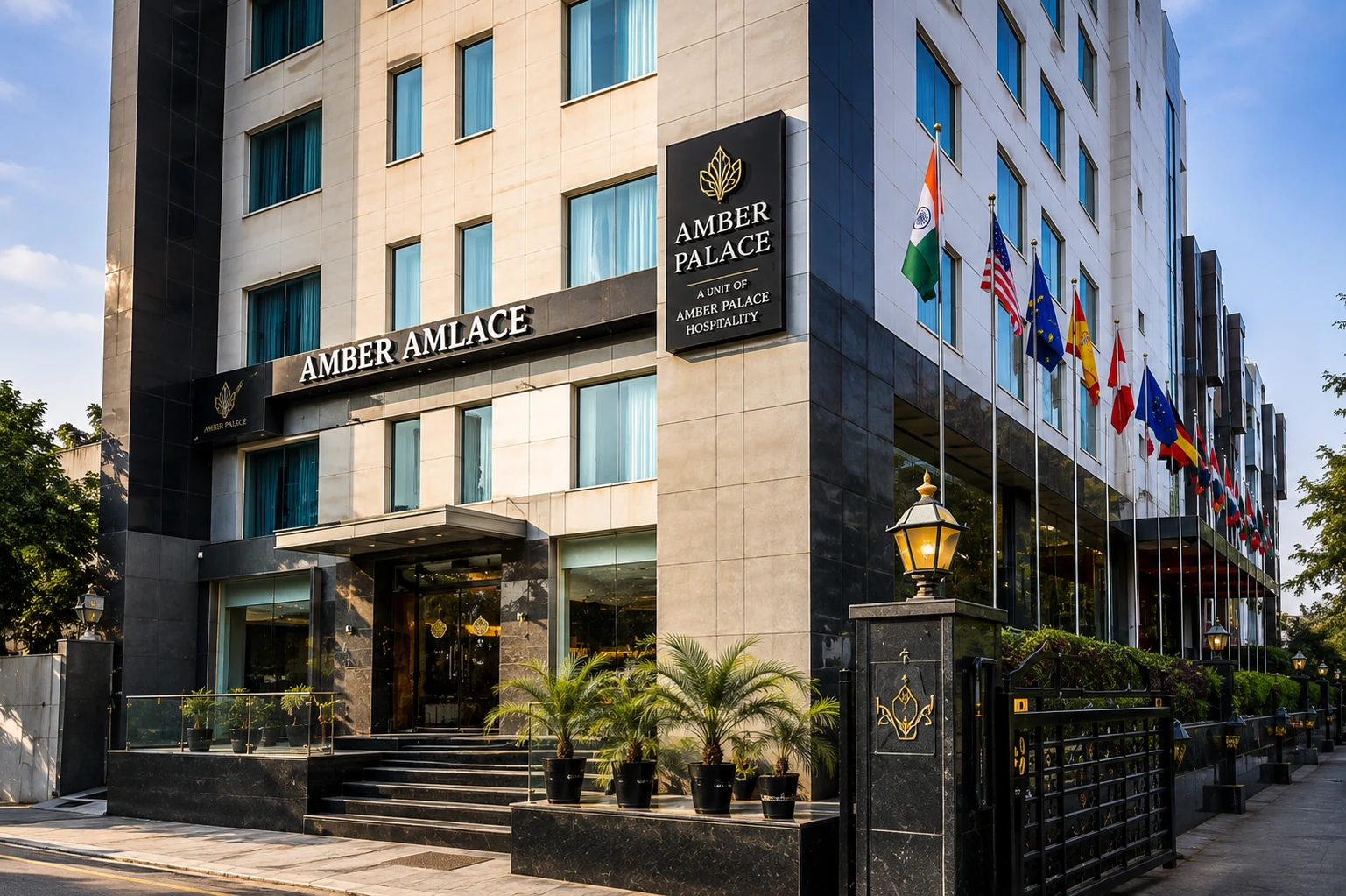 Amber Palace Hotel exterior