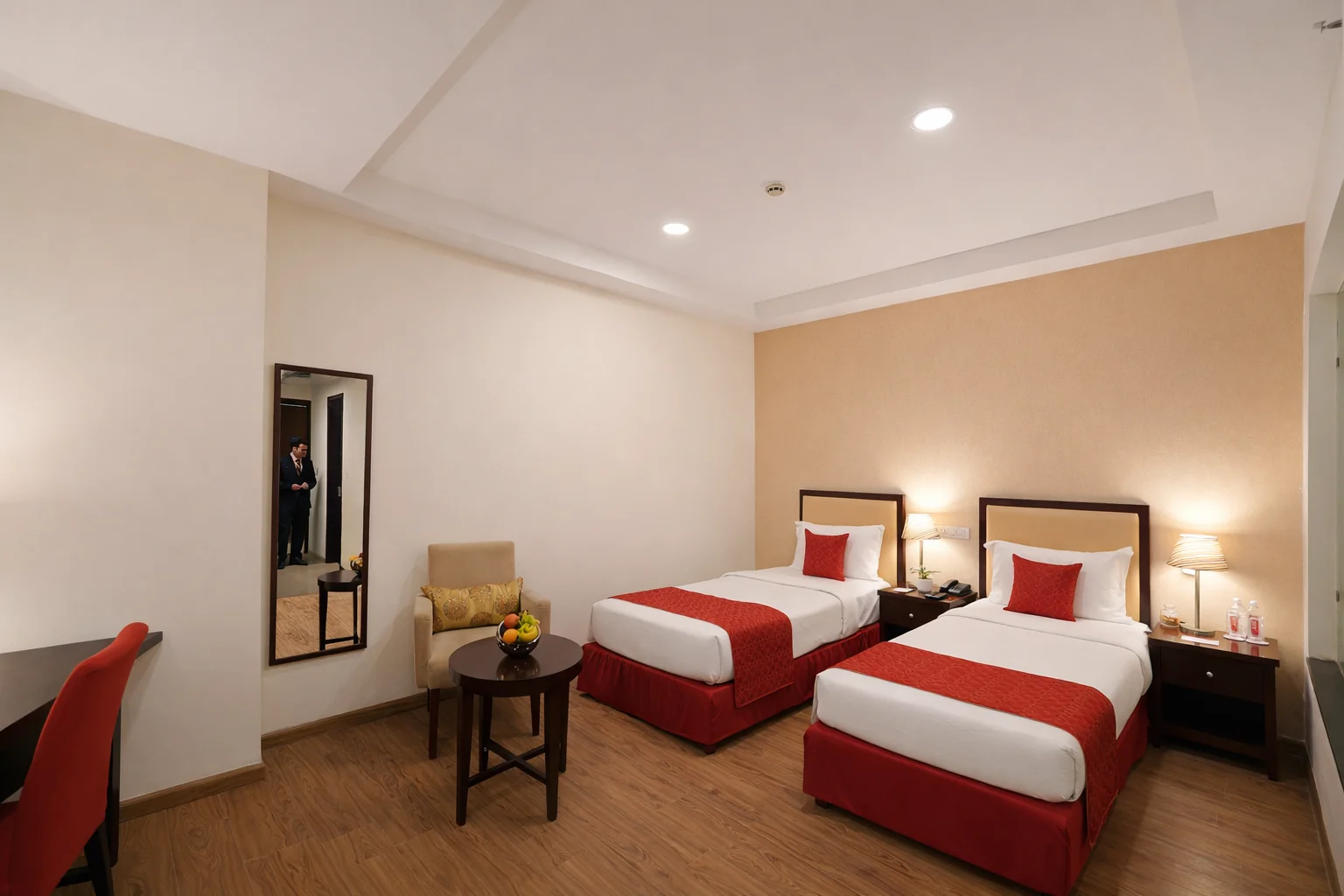 Deluxe room with bathtub at Amber Palace Hotel Gurgaon